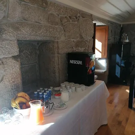 Quinta Da Eira Do Sol Agroturismo Guimarães