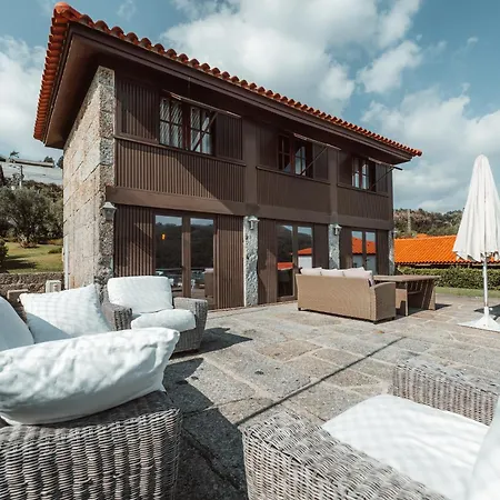 Agroturismo Quinta Da Eira Do Sol Guimarães